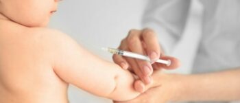 Коли щеплювати дитину від поліомеліту